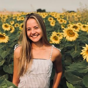 Meet your Posher, Hailee